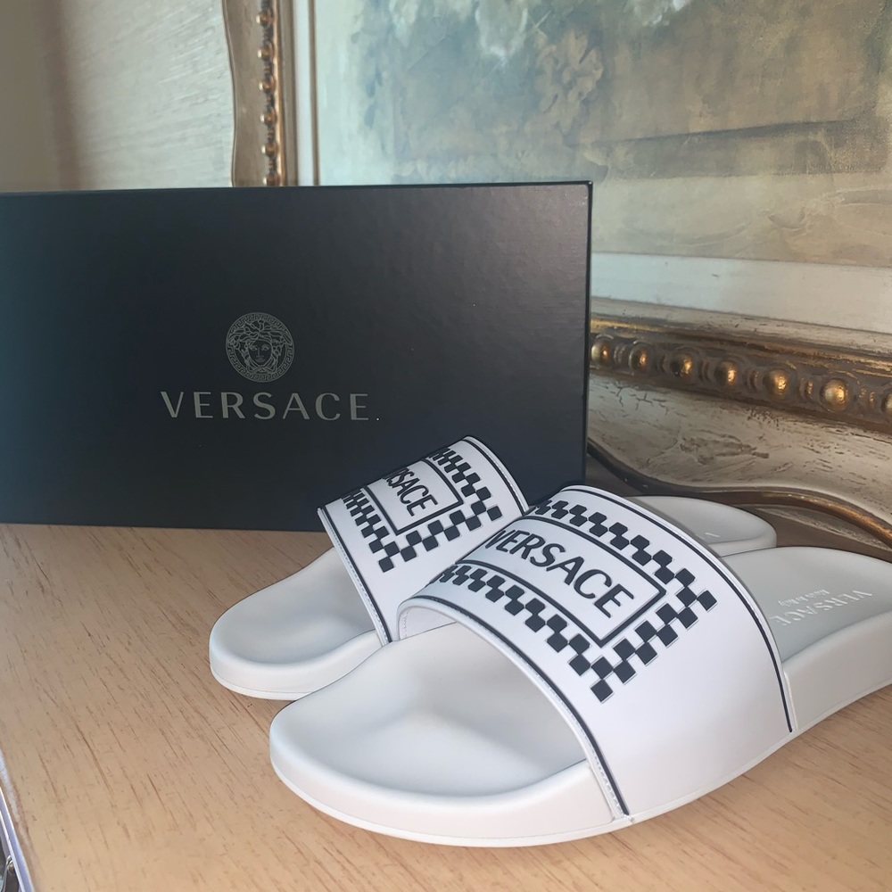VERSACE SLIDES - Picture 11 of 13